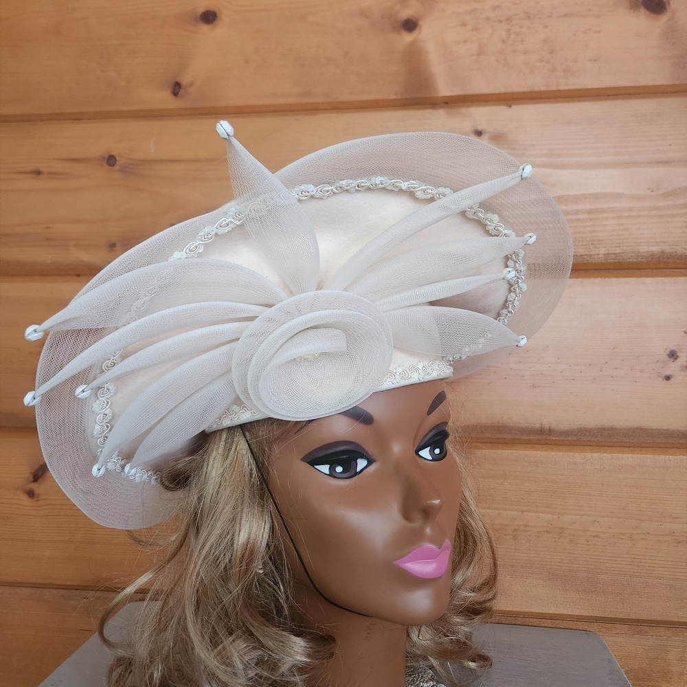 Vintage Deborah N. York Dress Wool Hat Ivory Derby Church Fascinator Bead Flower